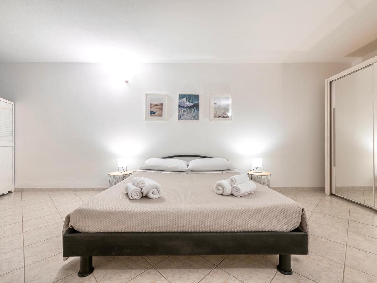 A Casa Di Luca Villa Pula Eksteriør billede